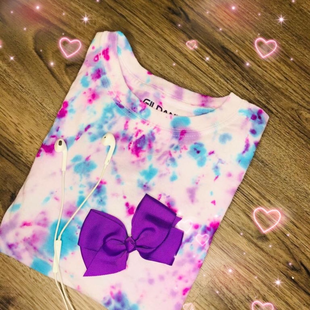 Tie-dye shirt